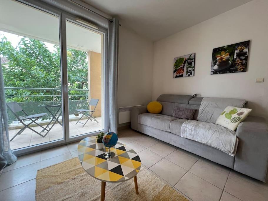 T2 Calme Et Paisible Parking Apartment Carcassone Exterior photo